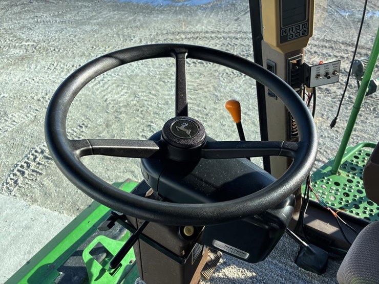 2004-john-deere-9660-sts-image-104