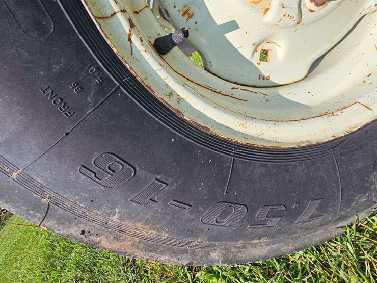 oliver-1555-image-31