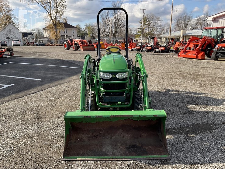 john-deere-2320-image-9