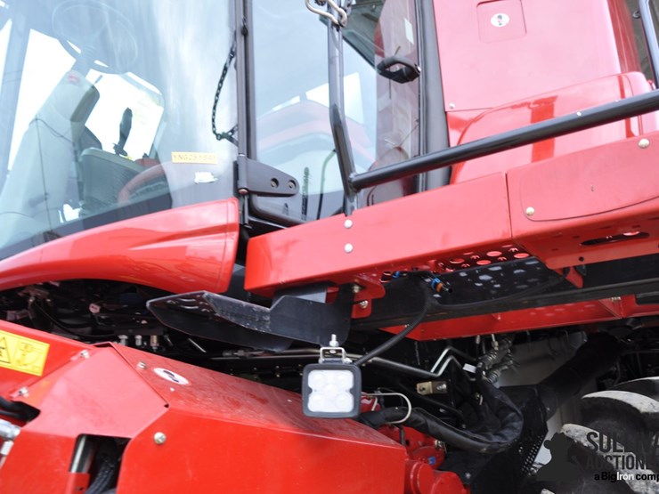 2023-case-ih-8250-image-17