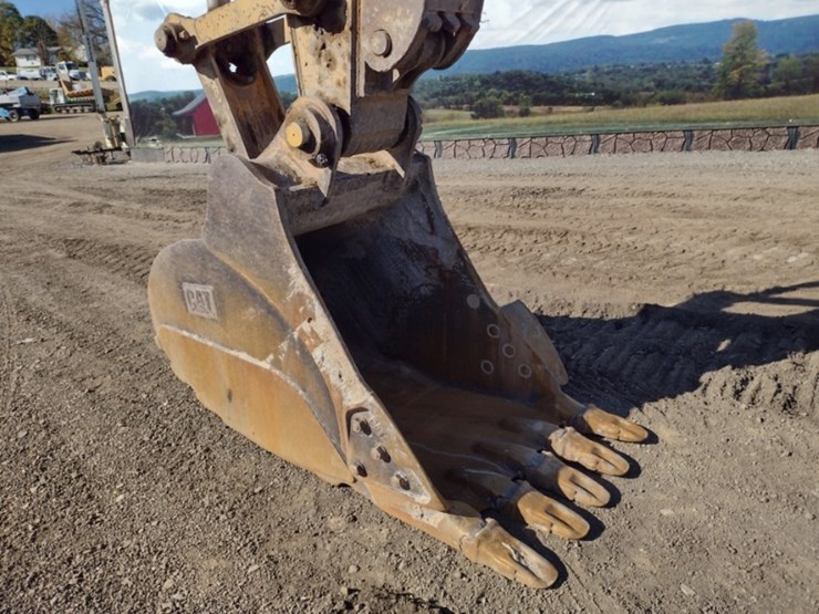 caterpillar-320dl-image-15