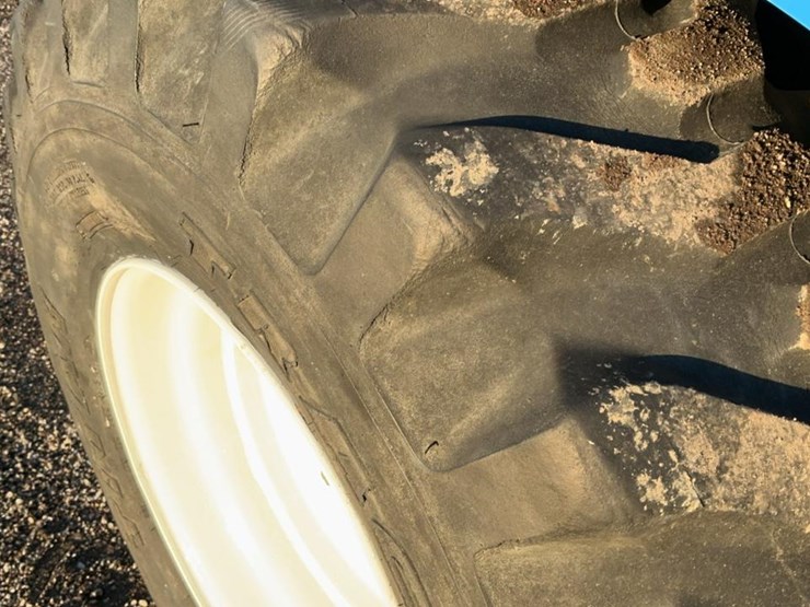 new-holland-tc29d-image-24