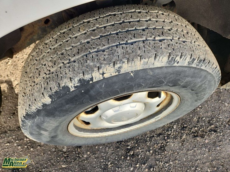 2012-ford-f150-image-29