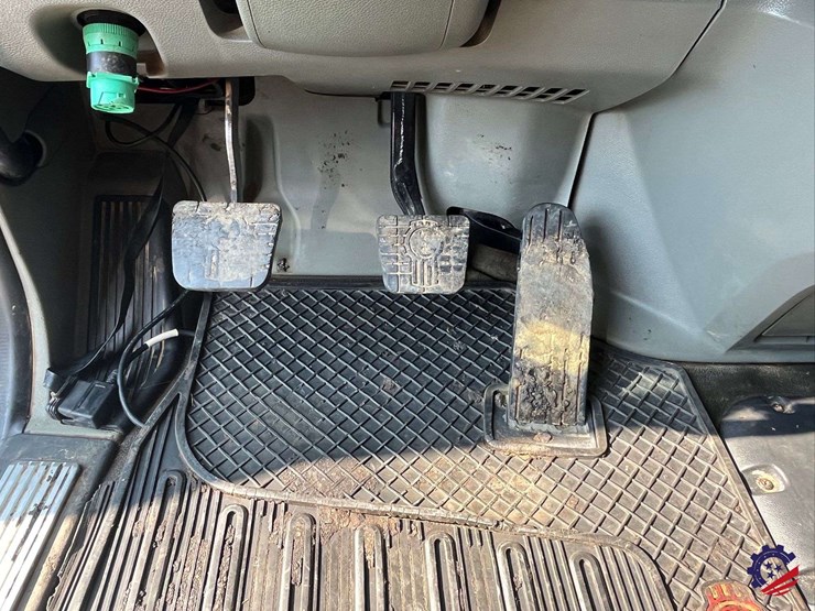 2016-kenworth-t880-image-75