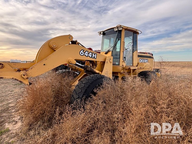 2001-deere-644h-image-2