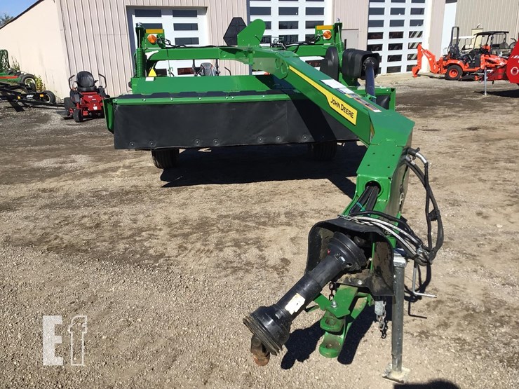 2023-john-deere-s300-image-2