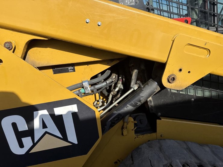 2017-caterpillar-289d-image-21