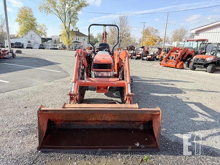 2005-kubota-l4330hst-image-10