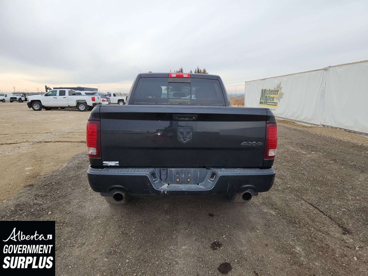 2017-dodge-1500-image-4