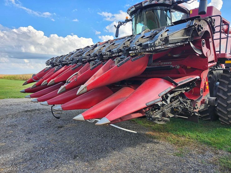 2023-case-ih-4412f-image-1