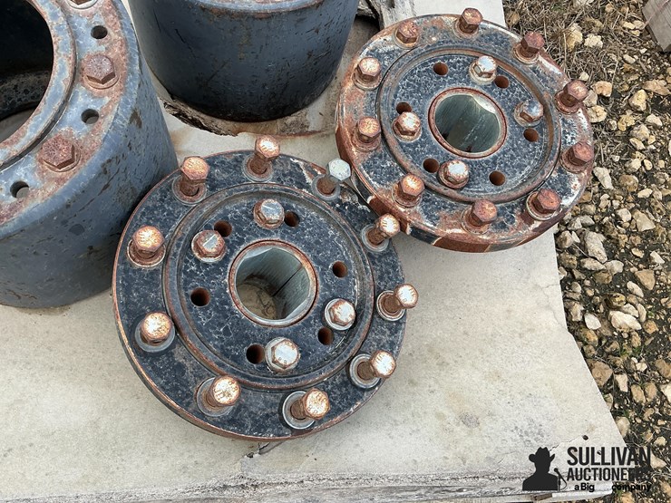 front-dual-extensions-&-axle-hubs-image-2