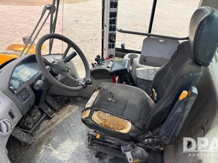 2007-volvo-l120f-image-35