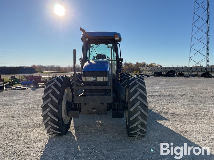 new-holland-tv140-image-6