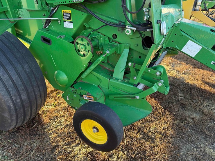 john-deere-560r-image-16