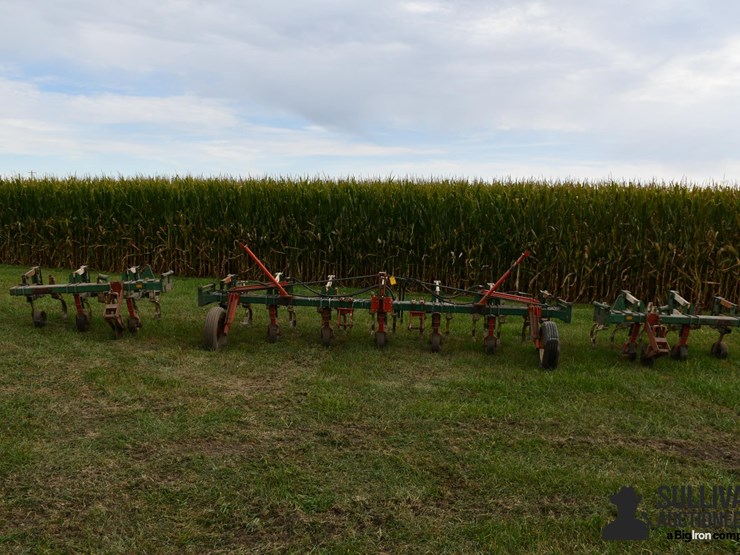 12r30-cultivator-image-2