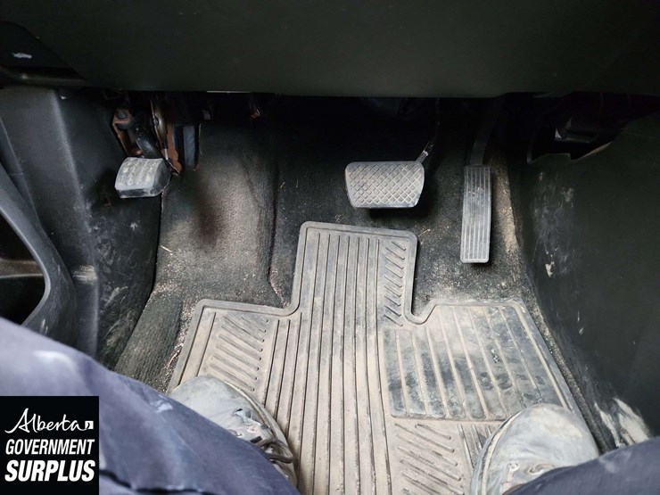 2014-chevrolet-equinox-image-25