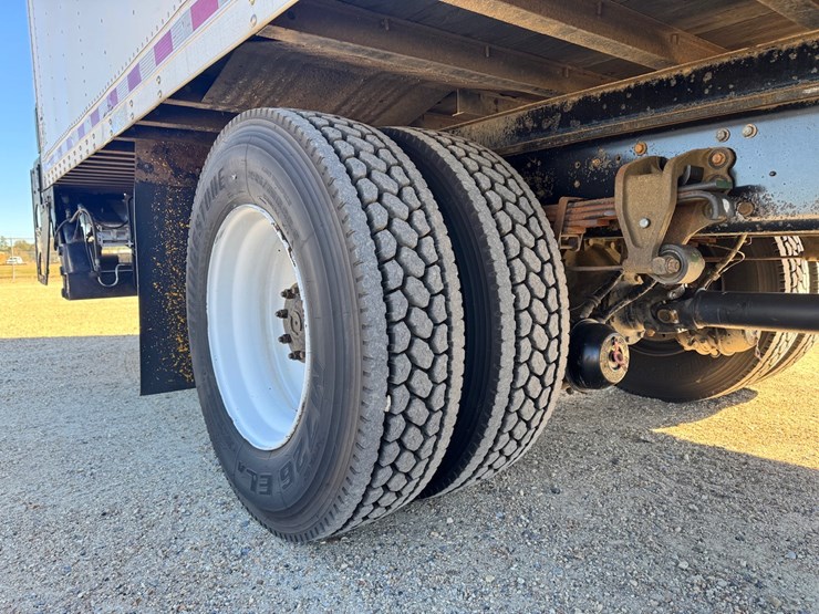 #16193-•-2016-hino-338v-van-body-truck-image-11