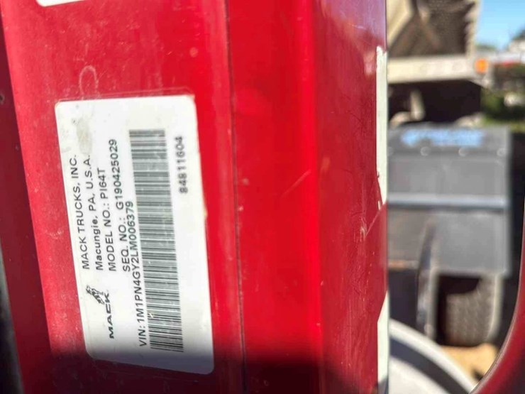 2020-mack-p164t-image-1