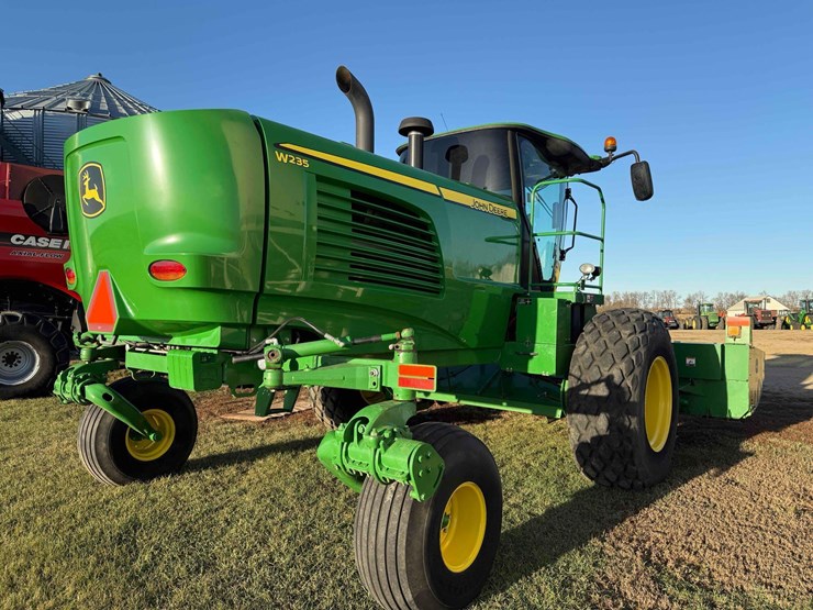 john-deere-w235-image-28