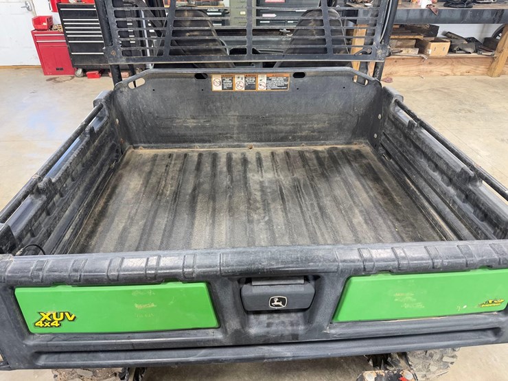 john-deere-gator-image-13