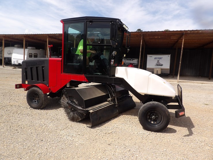 #27065-•-2019-laymor-sm-450t-sweeper-/-broom-image-2