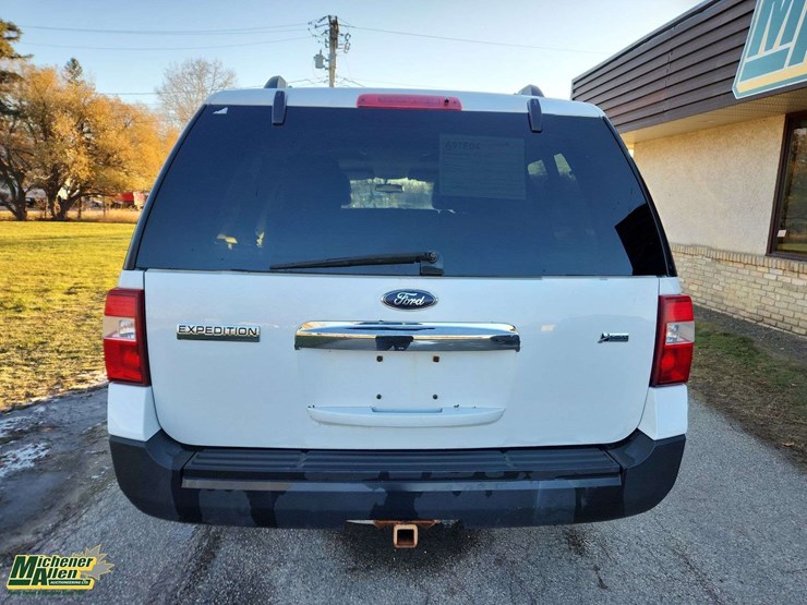 2014-ford-expedition-image-7