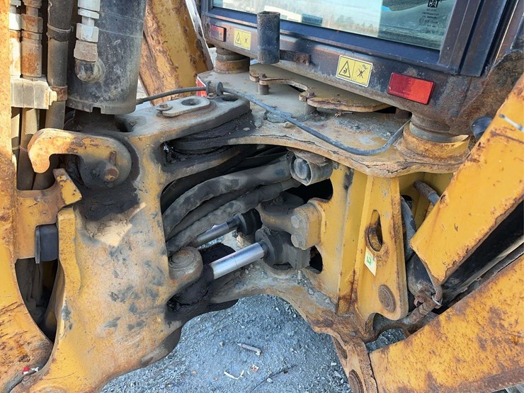 caterpillar-430f2-it-image-16