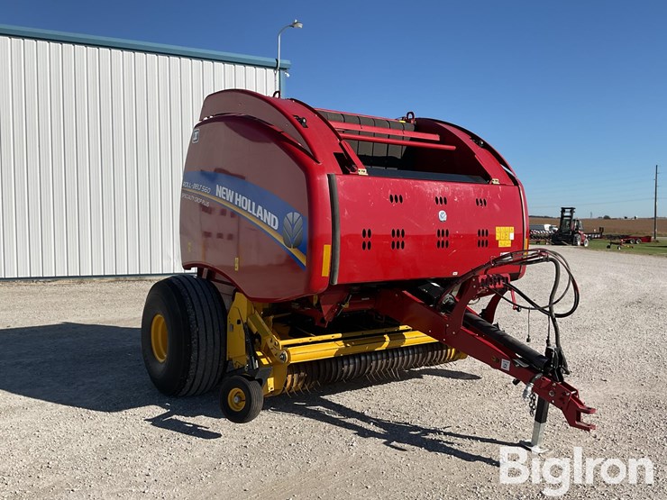 2021-new-holland-560-round-baler-image-3