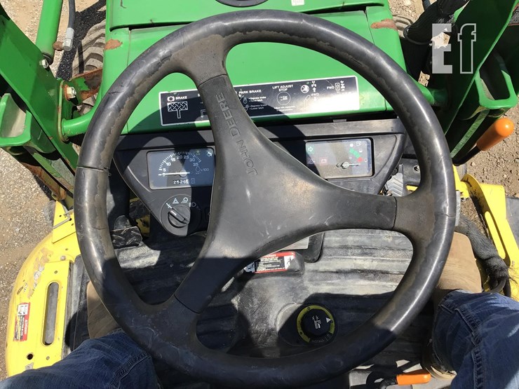 2008-john-deere-2305-image-17
