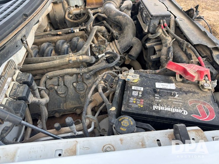 2014-ford-f150-xlt-image-50