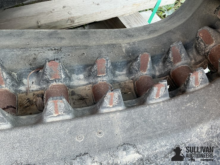 bridgestone-380x52x86-15”-rubber-tracks-image-9