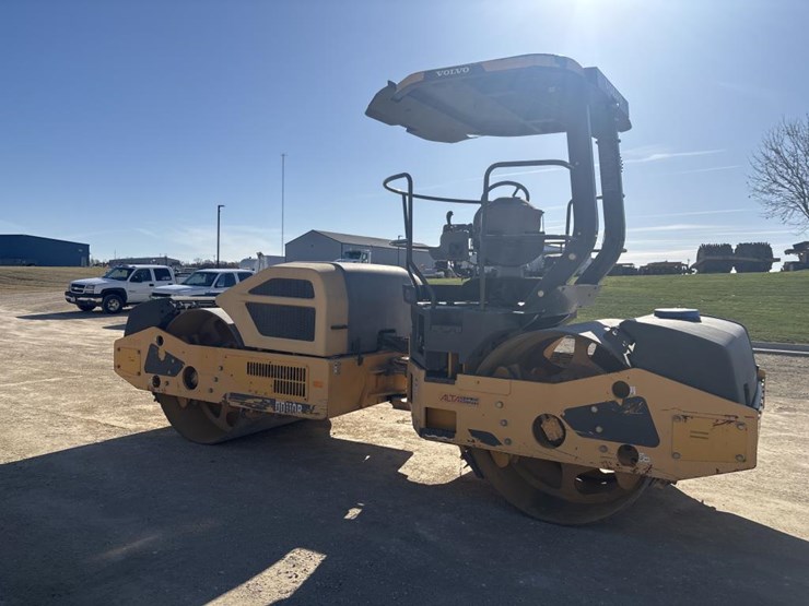 #1341-•-2013-volvo-dd110-roller-image-4