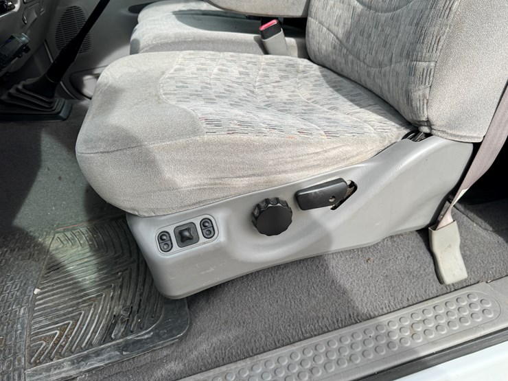 2000-ford-2000-image-33