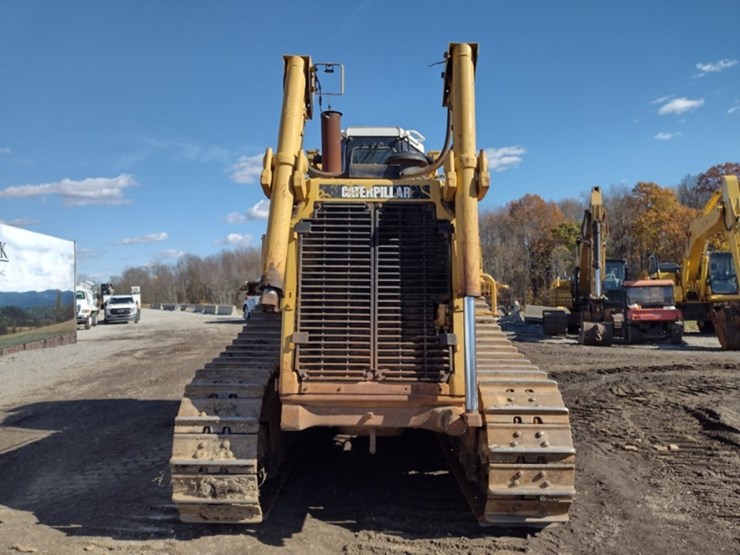 caterpillar-d8r-image-2