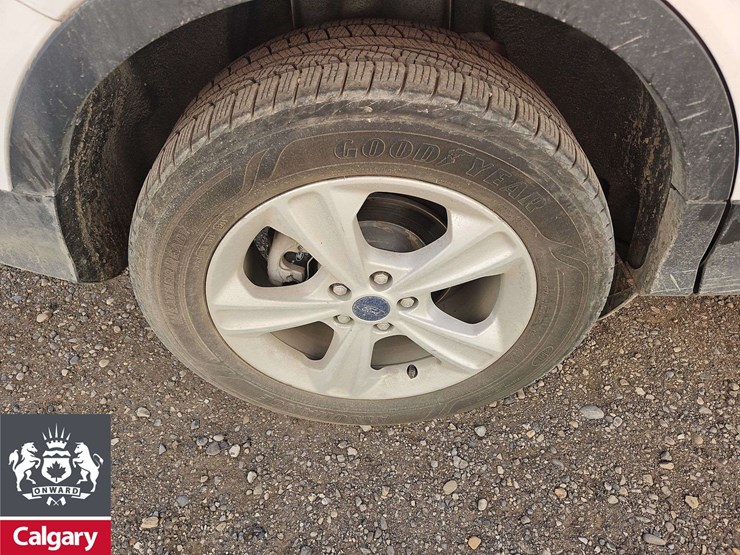 2016-ford-escape-image-10