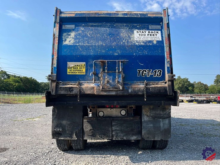 2016-kenworth-t880-image-40