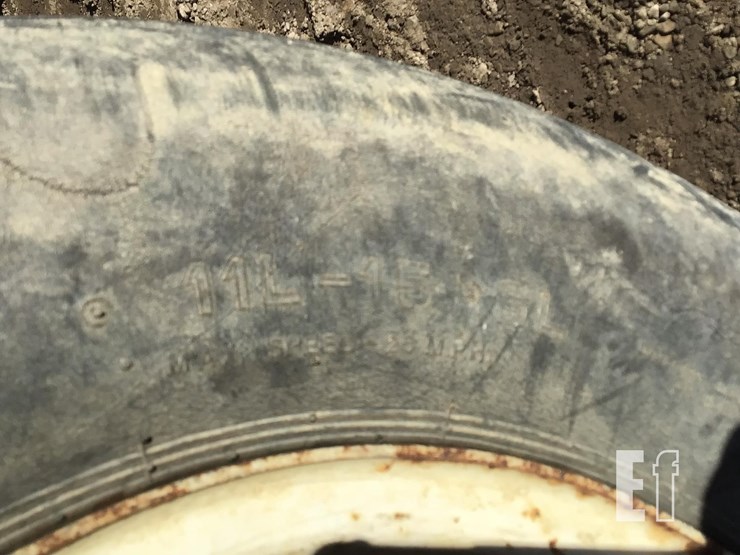 1971-david-brown-990-image-22