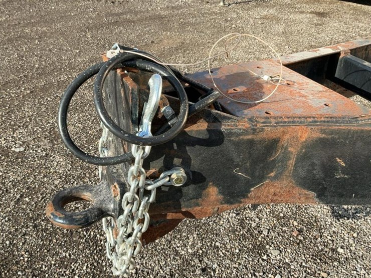 #2205-•-2016-g-s-specialty-dump-trailer*-image-11