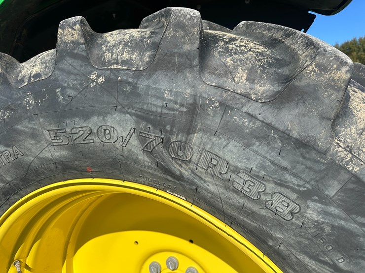 2013-john-deere-6140m-image-5