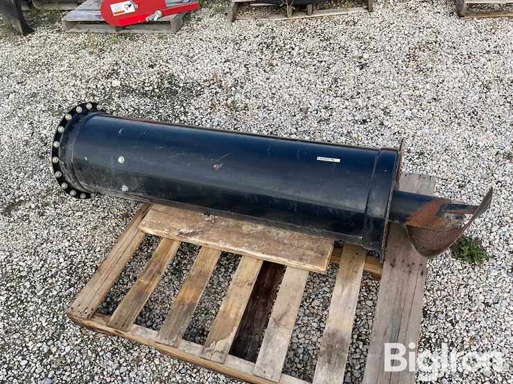 new-holland-cr-combine-unloading-auger-extension-image-2