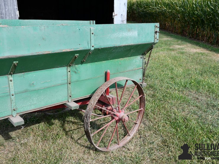10'-wooden-wagon-image-13