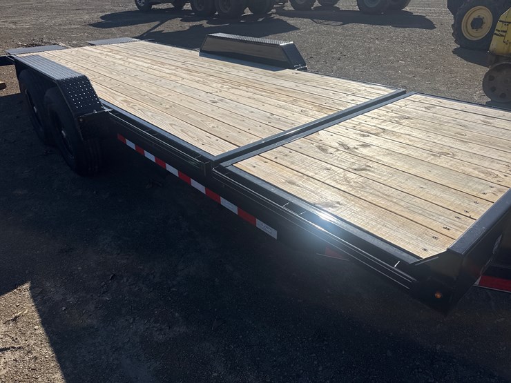 #1211-•-new-20’-delta-tiletrailer,-4’-stationary,-16’-tilt,-14,000lbs,-tandem-axle,-electric-brakes-on-both-axles,-led-lights,-236/80r-16-tires,-2-5/16”-ball-image-4