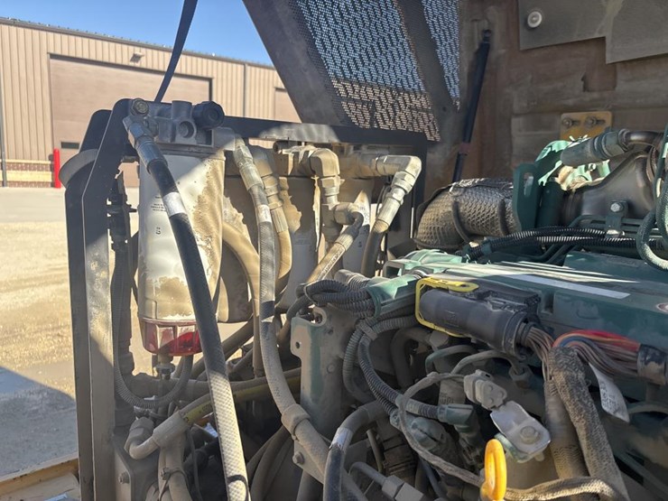 #1341-•-2013-volvo-dd110-roller-image-32