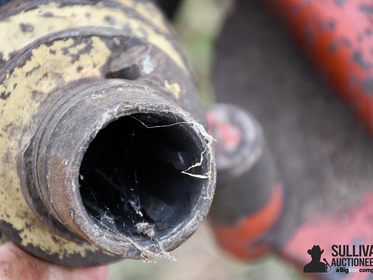 1993-hesston-4590-image-10