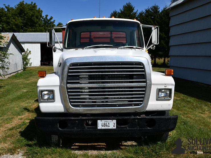 1991-ford-ln7000-image-2