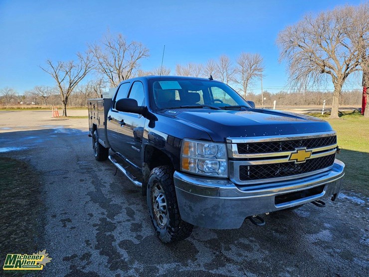2012-chevrolet-silverado-2500hd-image-4