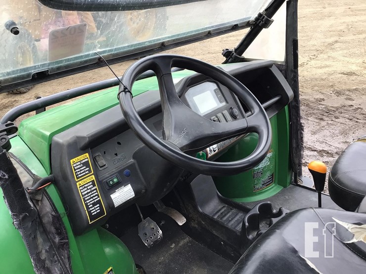 john-deere-gator-xuv-825i-image-12