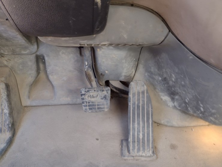 21-peterbilt-water-truck^title^-(qea-4053)-image-11