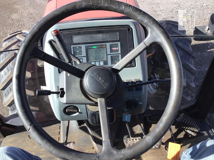 case-ih-mx135-image-13