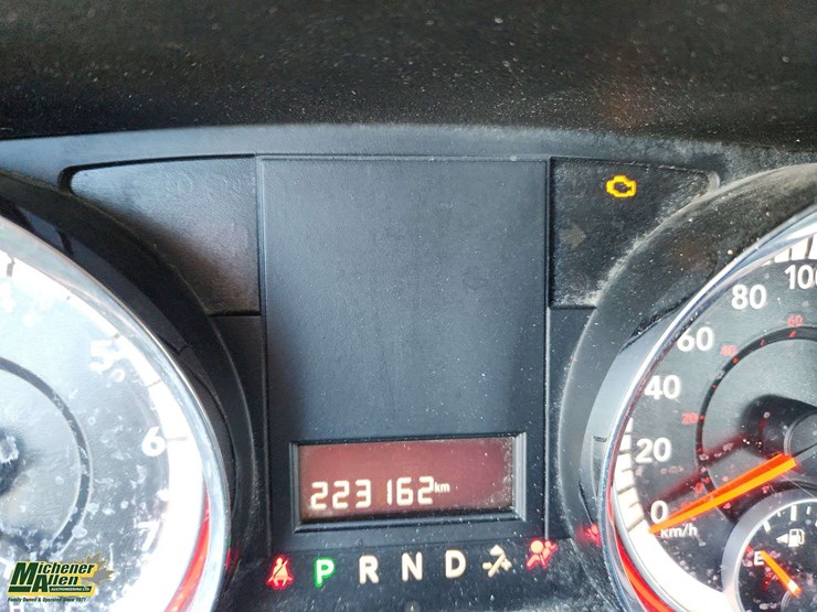 2013-dodge-grand-caravan-image-26